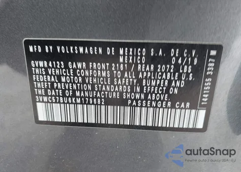 2019 Volkswagen Jetta 1.4T R-Line/1.4T S/1.4T Se z USA, uszkodzony, nr VIN 3VWC57BU6KM179682